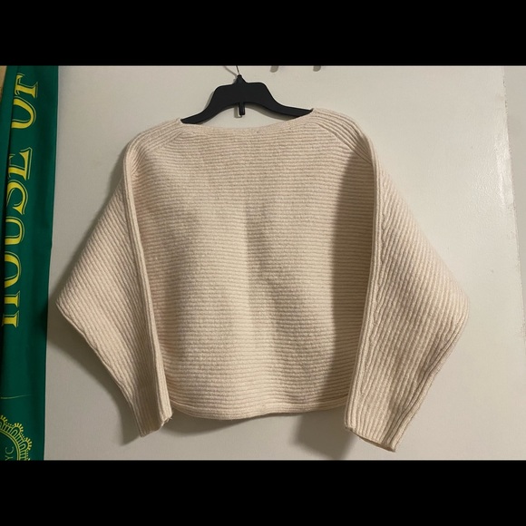 Aritzia Babaton Sweater Sz XS - Picture 5 of 6